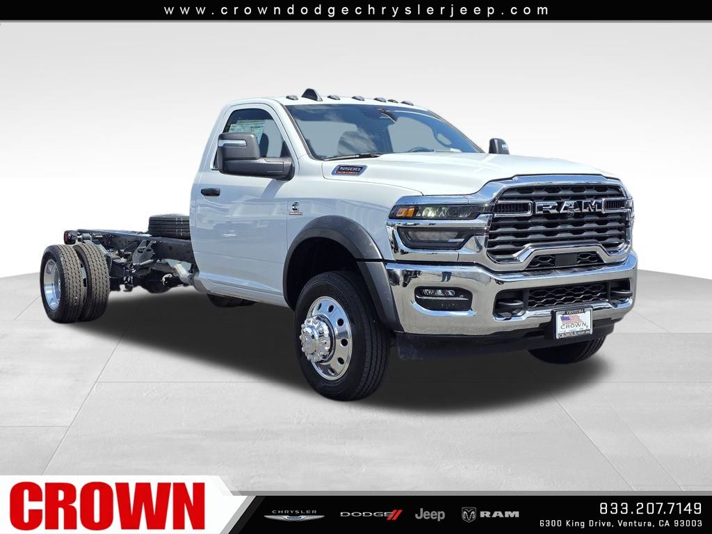 2026 Ram 5500 Tradesman photo 3