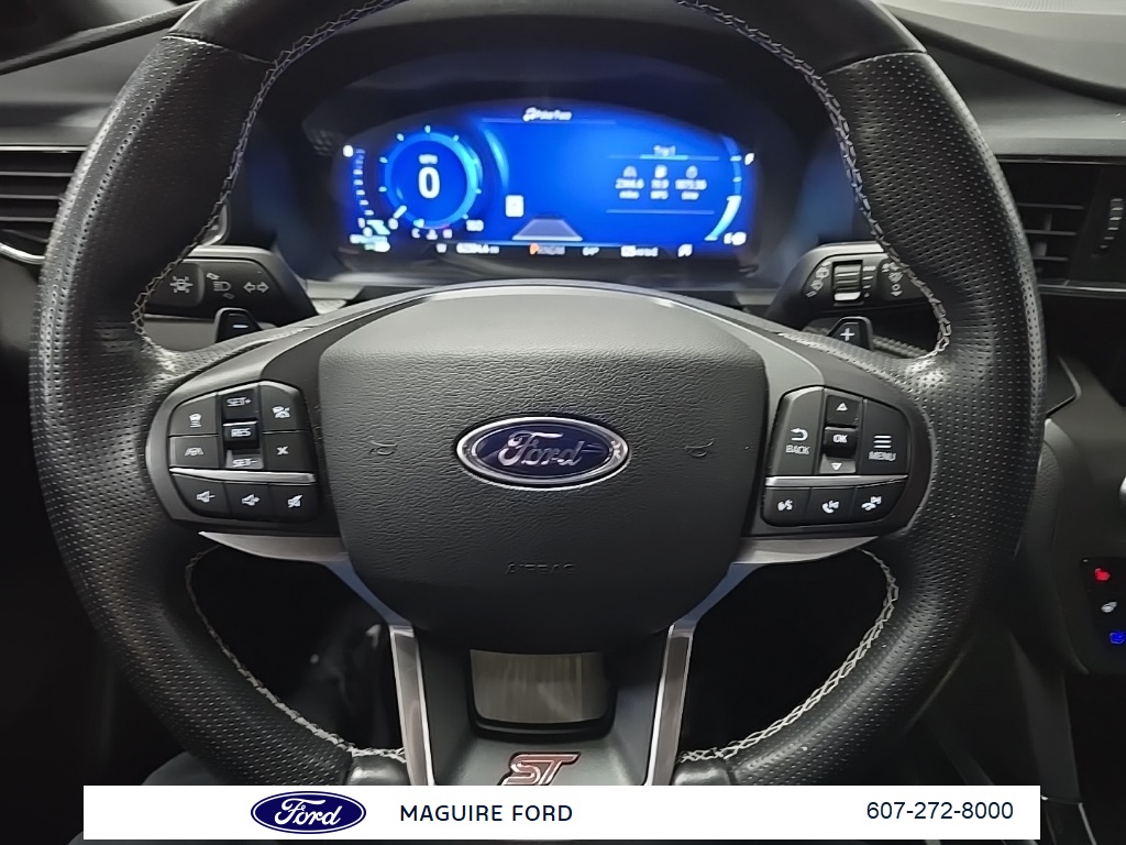 2020 Ford Explorer ST photo 19