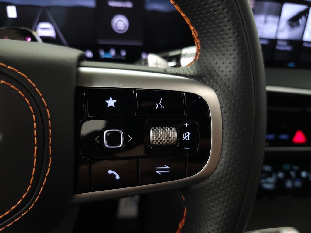 2026 Genesis GV70 3.5T Sport Prestige photo 8