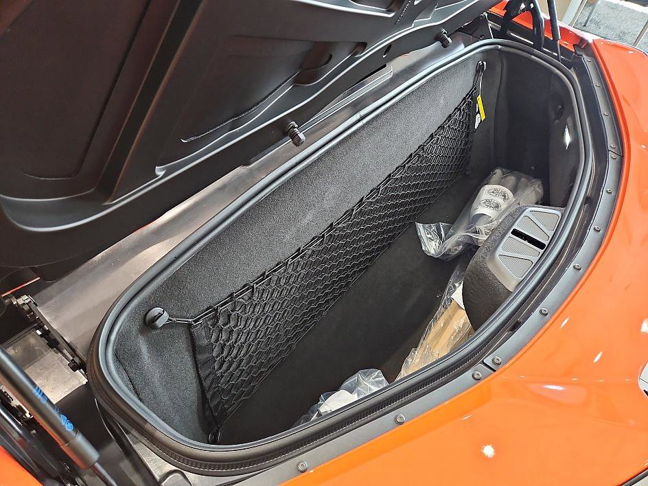 2025 Chevrolet Corvette E-Ray 3LZ photo 13