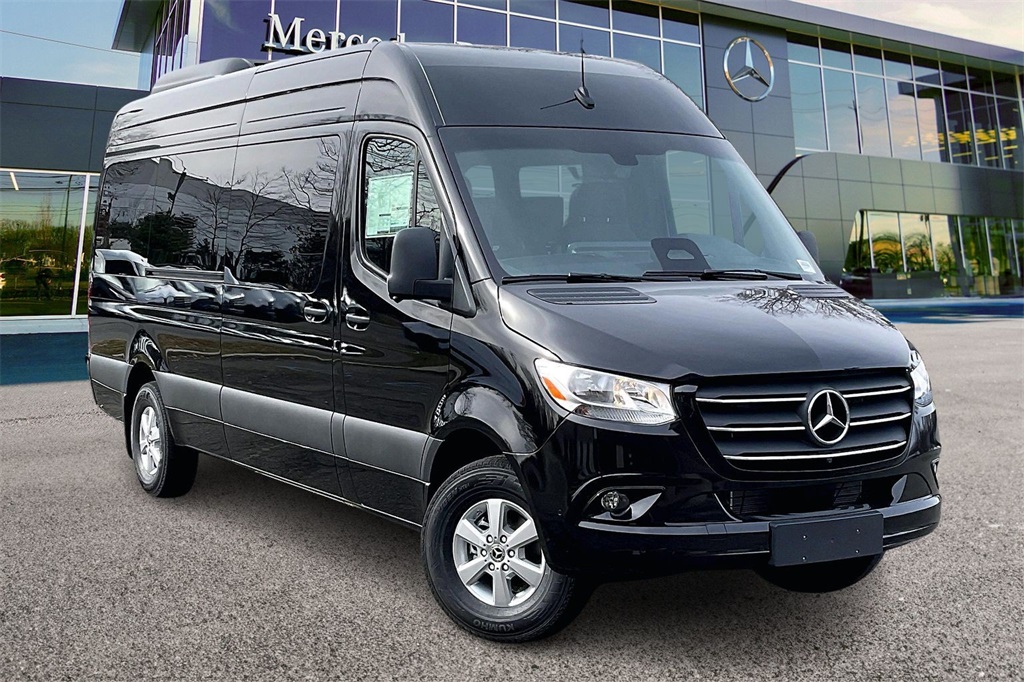 2026 Mercedes-Benz Sprinter Passenger Van Base's photo