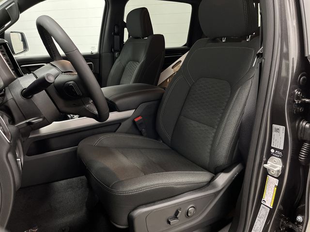 2026 Ram 1500 Big Horn photo 3