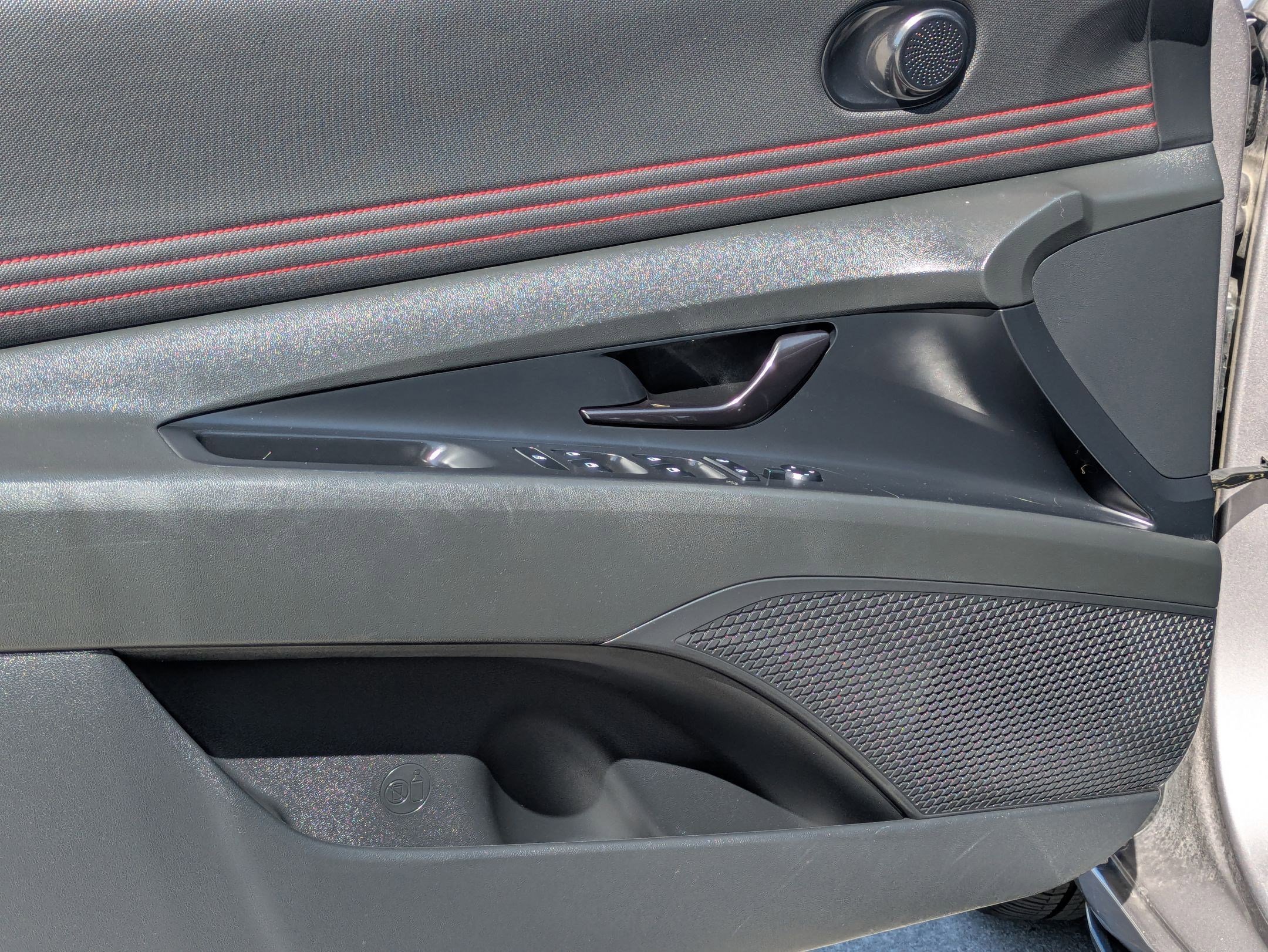 2023 Hyundai Elantra N Line photo 12