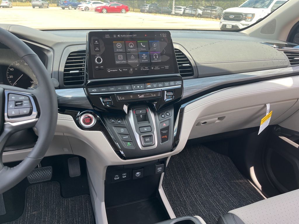2026 Honda Odyssey Elite photo 8