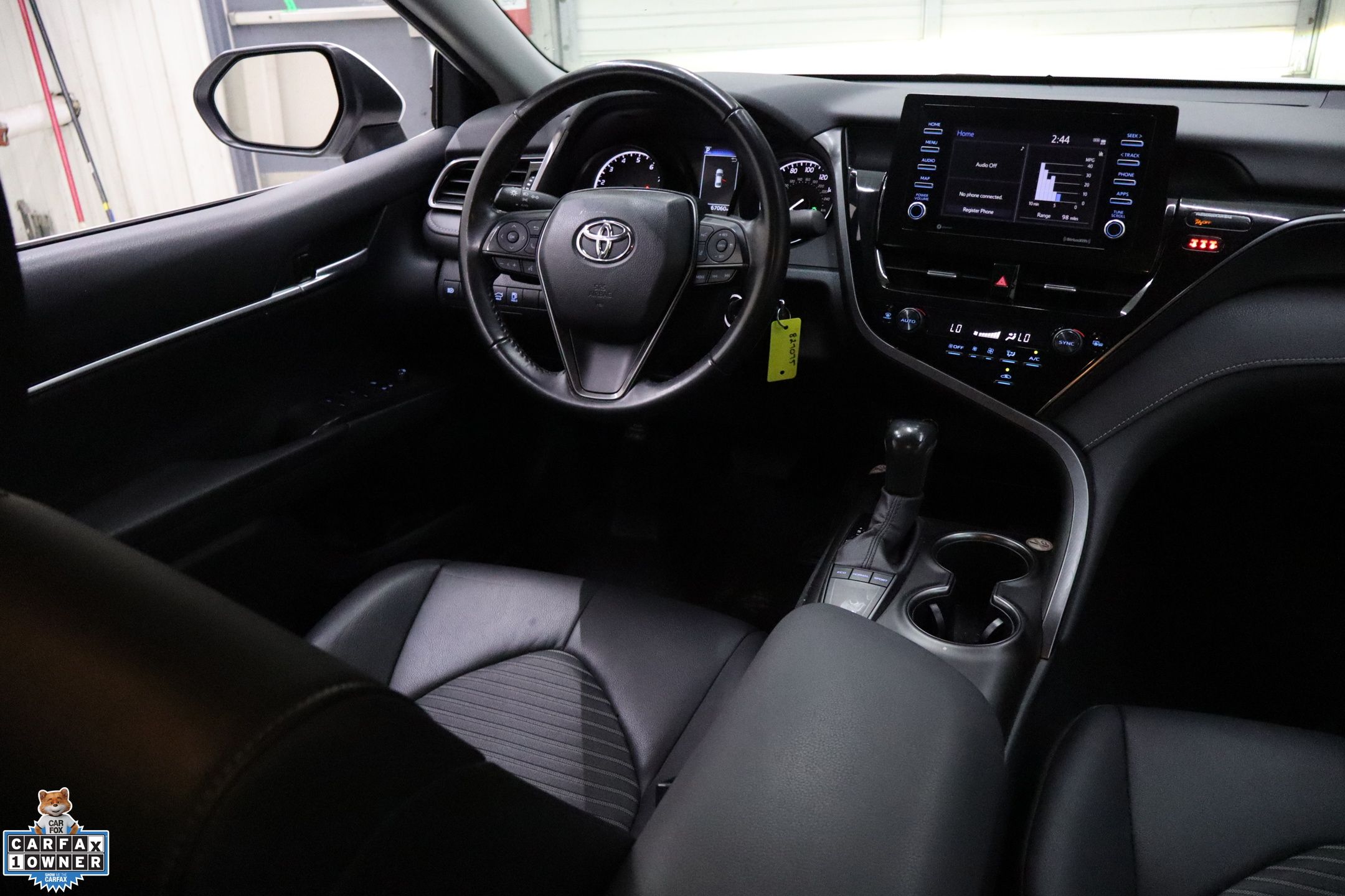 2023 Toyota Camry SE photo 21