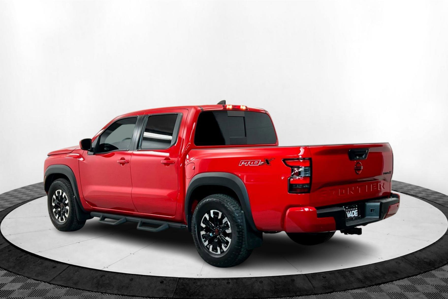 2024 Nissan Frontier PRO-X photo 3