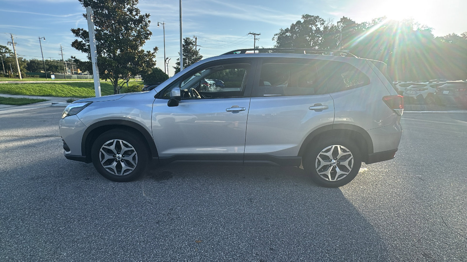 2024 Subaru Forester Premium photo 3