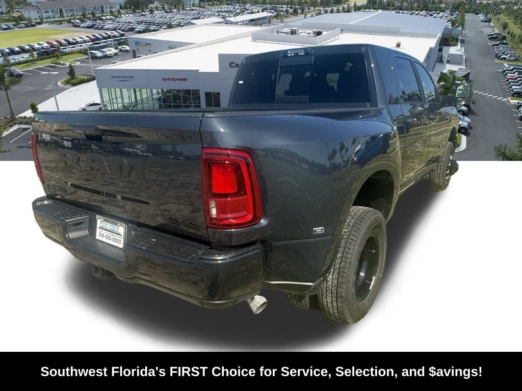 2025 Ram 3500 Laramie photo 3