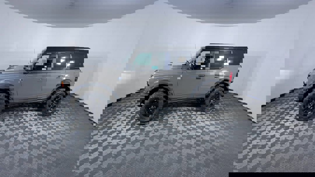 2025 Ford Bronco Big Bend photo 4