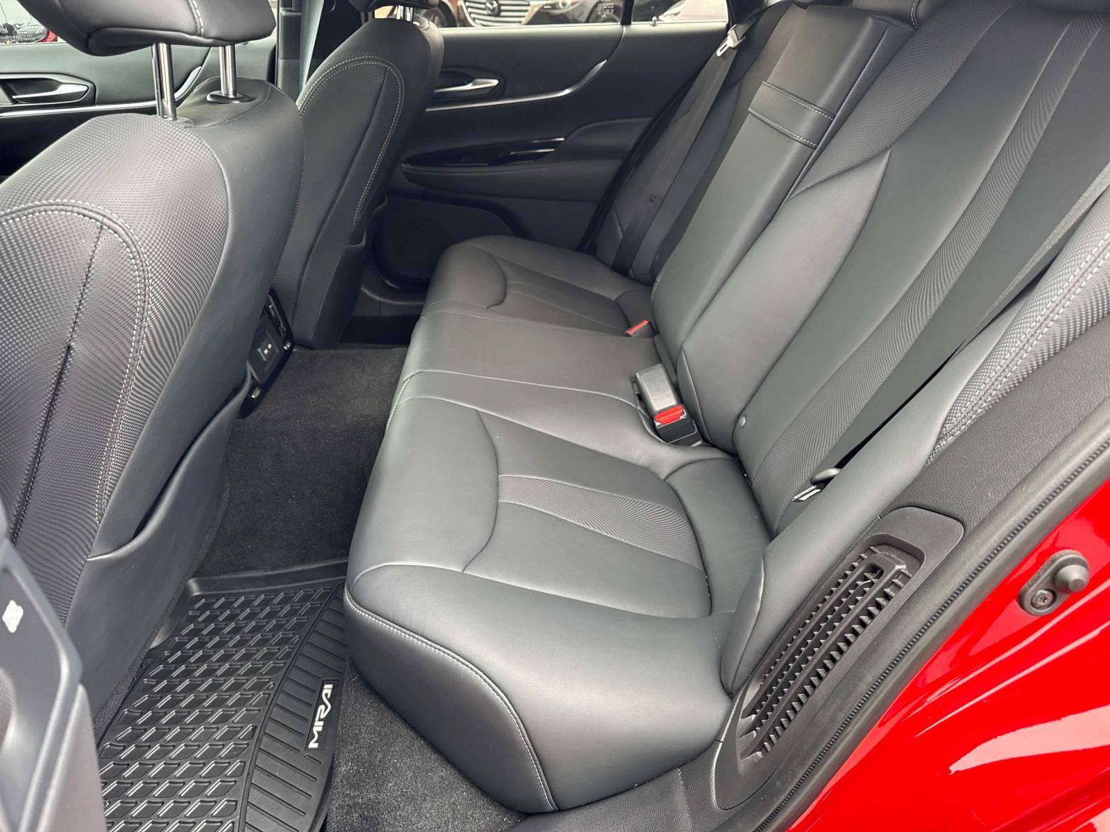 2023 Toyota Mirai XLE photo 22