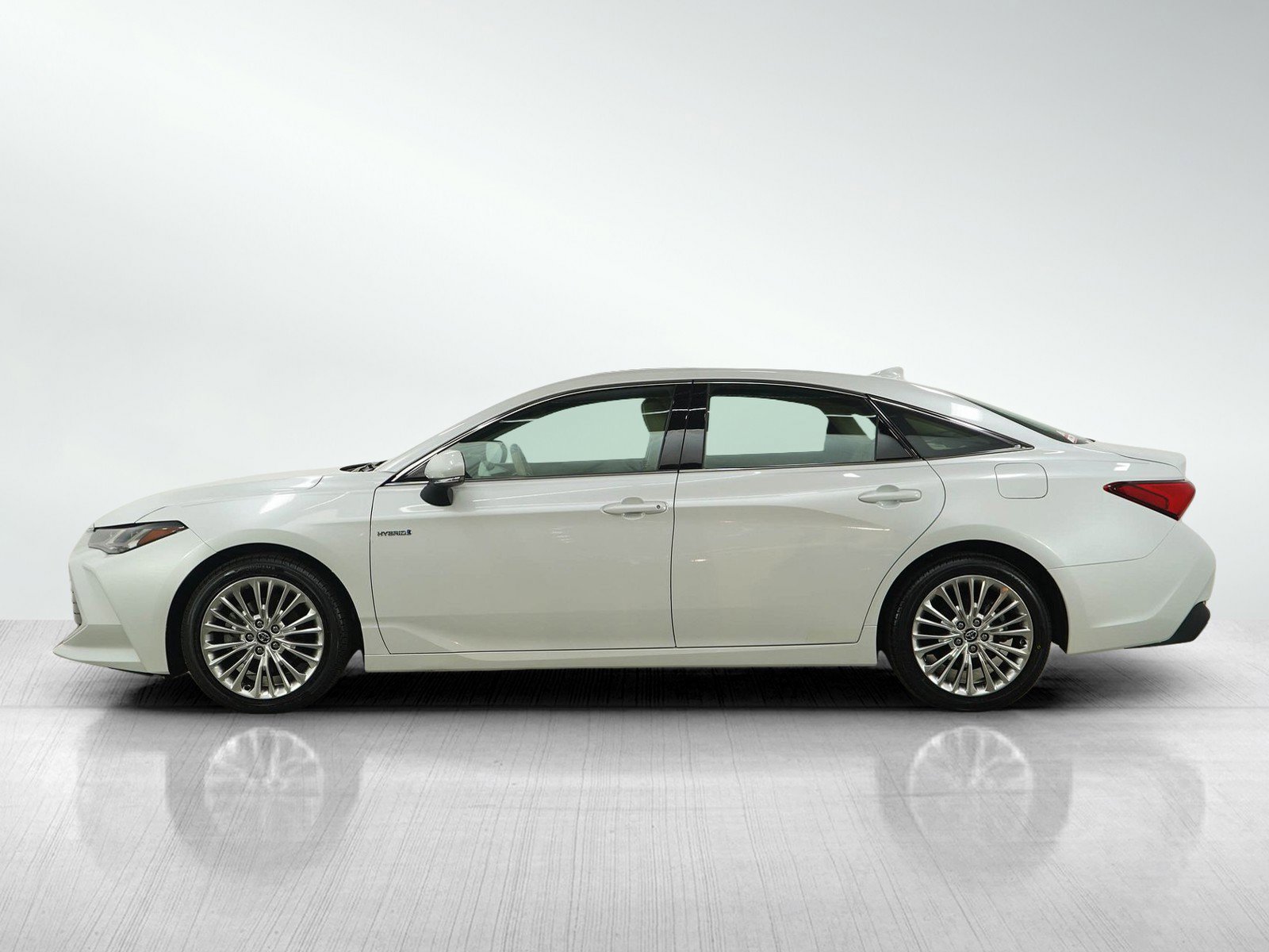 Used 2020 Toyota Avalon Limited with VIN 4T1C21FB5LU014328 for sale in Bloomington, Minnesota