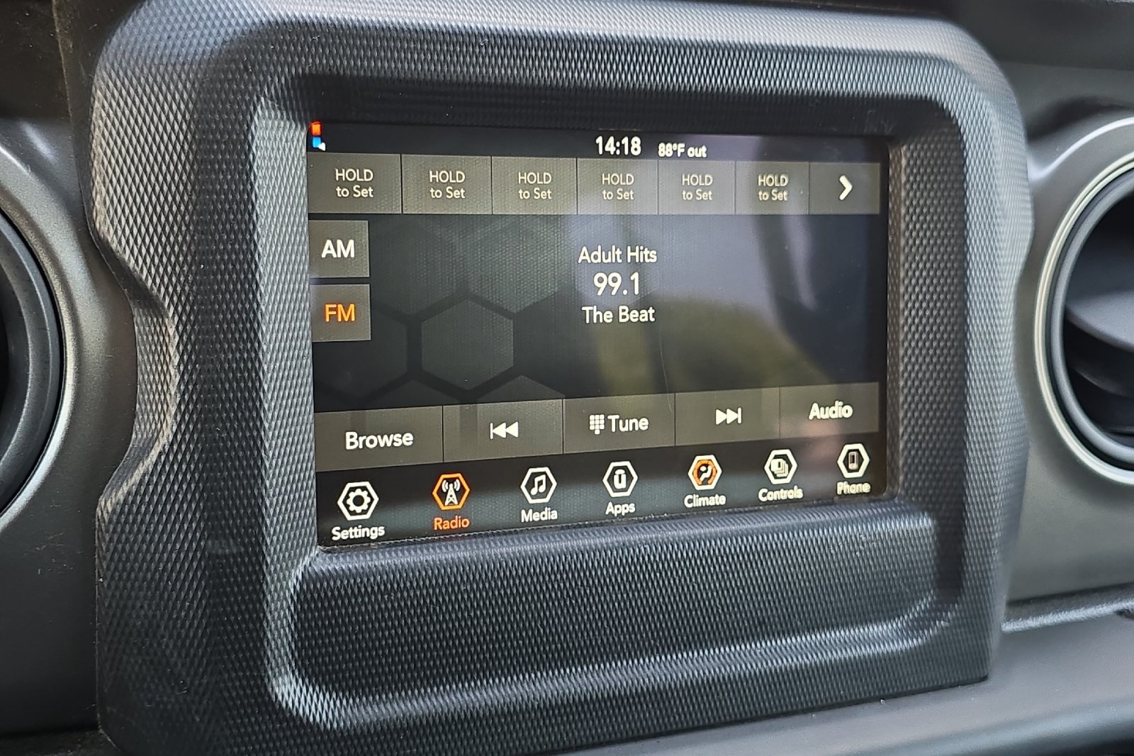 2023 Jeep Gladiator Sport photo 20