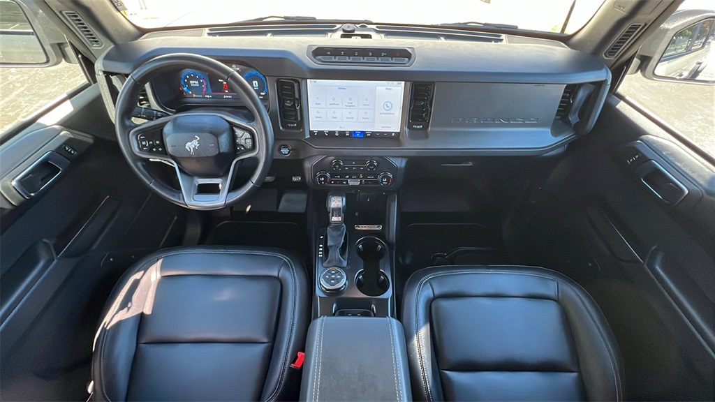 2025 Ford Bronco Badlands photo 3