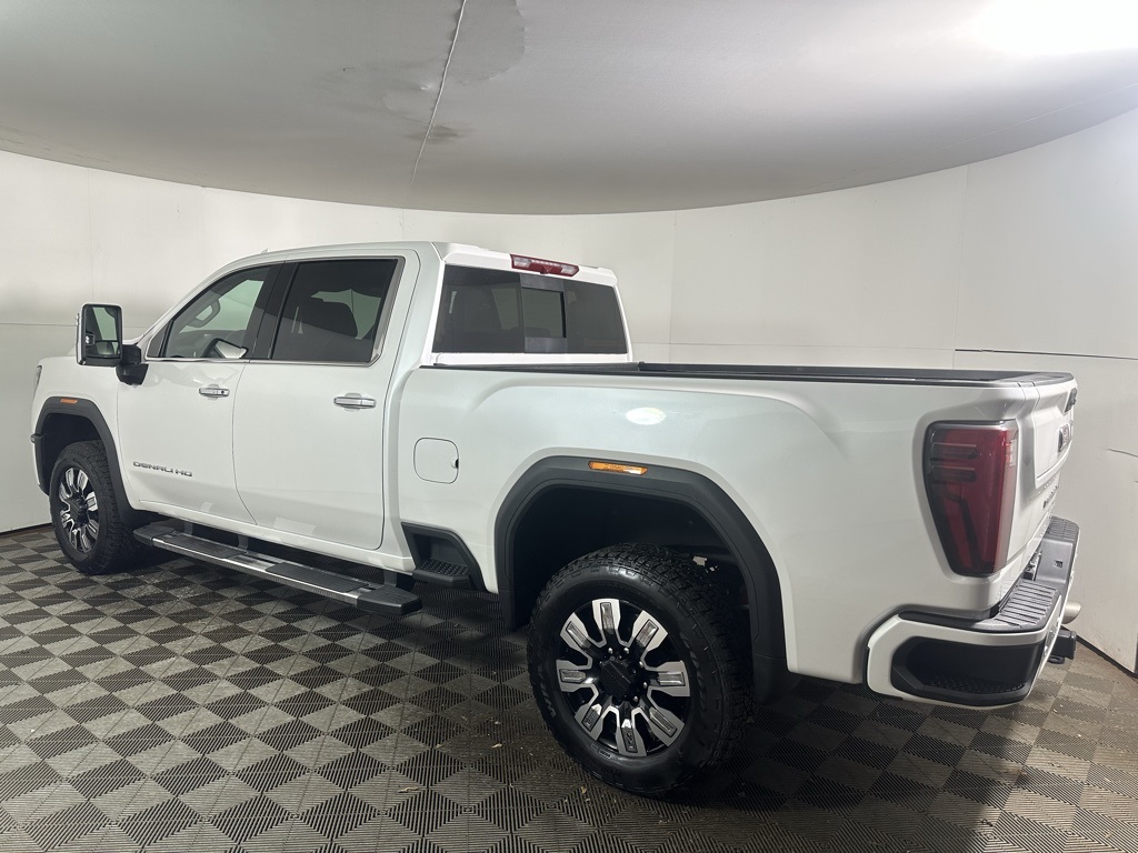 2025 Gmc Sierra 2500 HD Denali photo 4