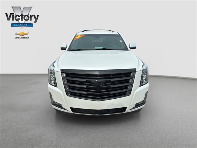 Used 2019 Cadillac Escalade ESV Platinum with VIN 1GYS4KKJ7KR191813 for sale in Kansas City