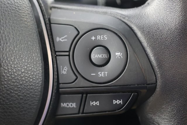 2022 Toyota RAV4 Hybrid XSE photo 12