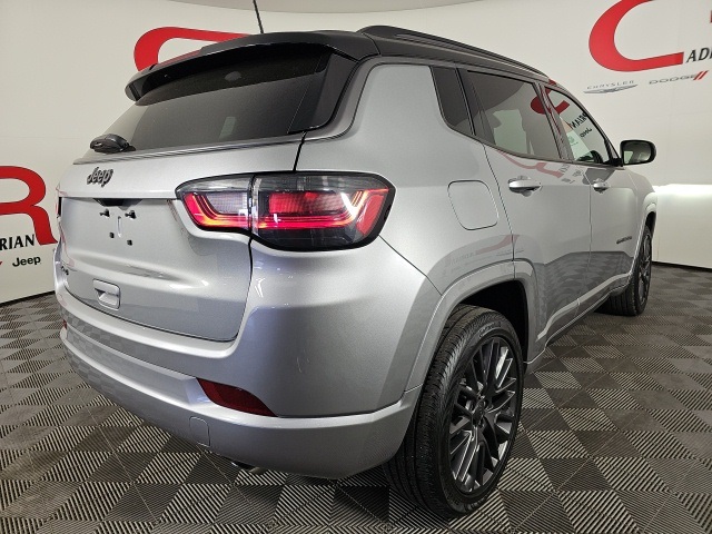 2022 Jeep Compass High Altitude photo 4