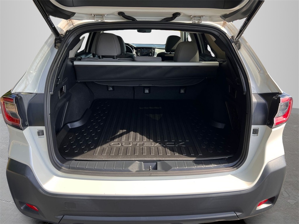 2024 Subaru Outback Premium photo 8