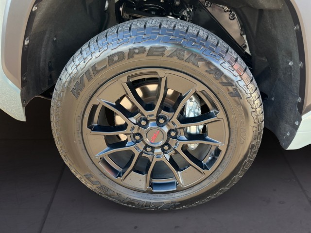 2024 Toyota Tundra SR5 CrewMax photo 11