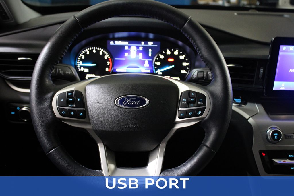 2022 Ford Explorer XLT photo 7