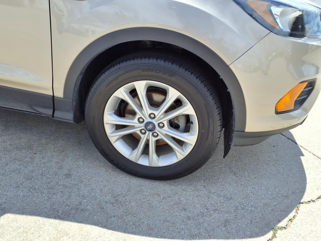 2018 Ford Escape S photo 4