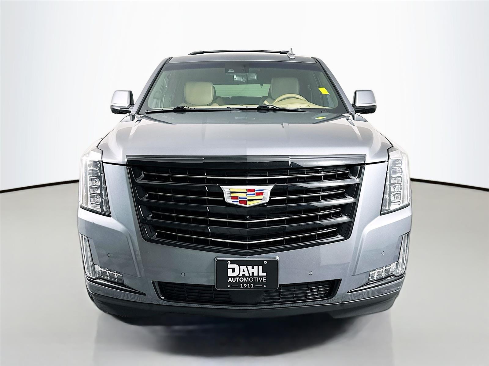 Used 2019 Cadillac Escalade Platinum with VIN 1GYS4DKJ8KR354383 for sale in Winona, Minnesota