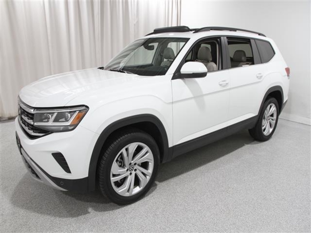 2022 Volkswagen Atlas V6 SE photo 3