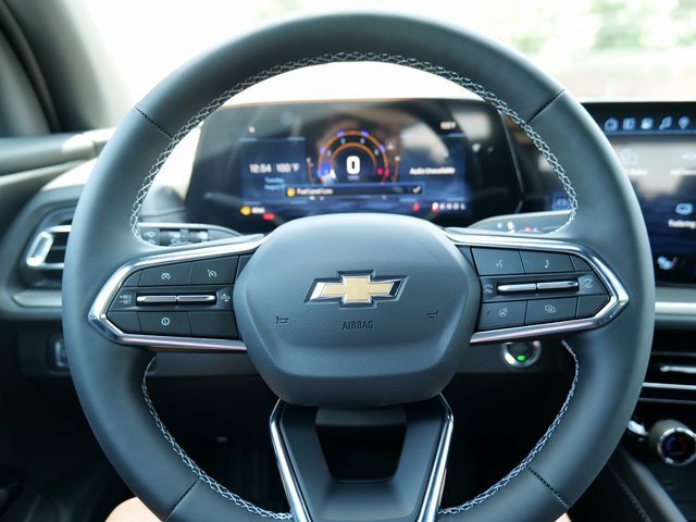 2026 Chevrolet Traverse photo 10