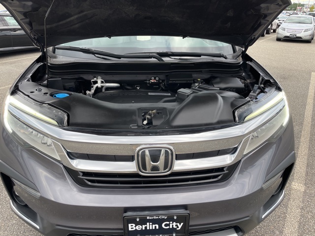2019 Honda Pilot Elite photo 9