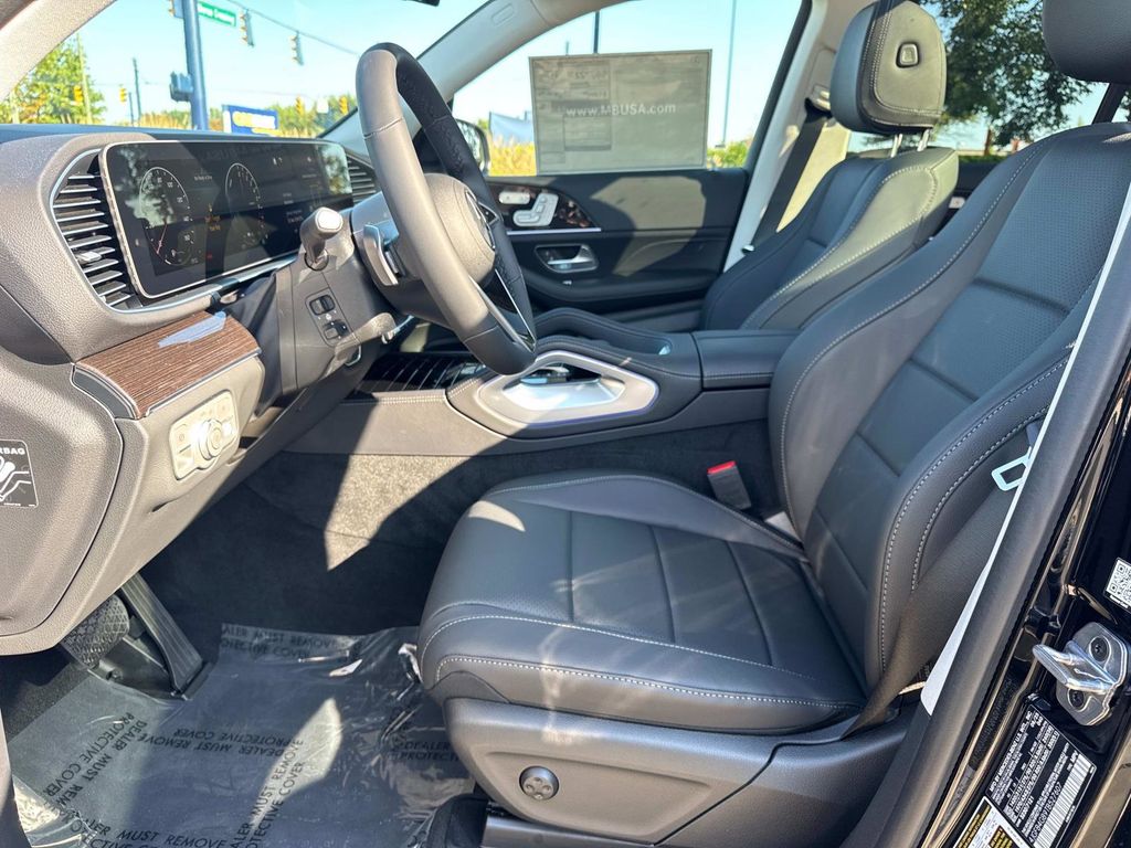 2026 Mercedes Benz GLE 450e 4MATIC photo 17
