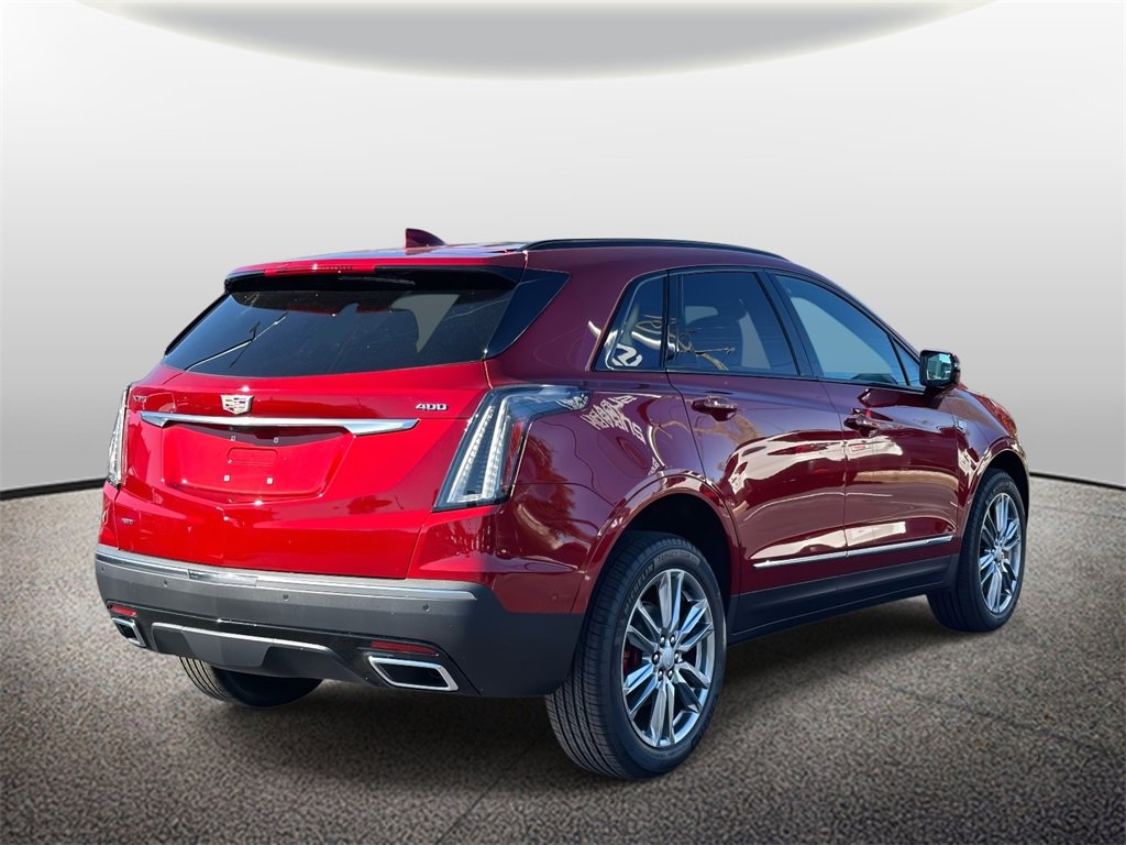 2026 Cadillac XT5 Sport photo 2