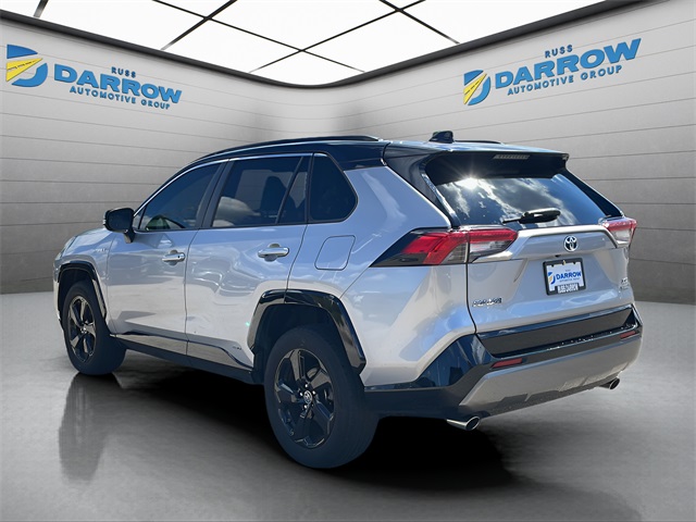2019 Toyota RAV4 Hybrid XSE photo 3