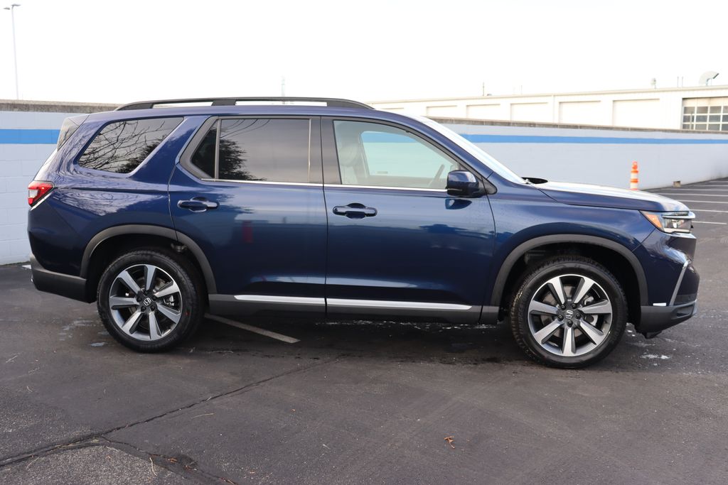 2025 Honda Pilot Elite photo 6