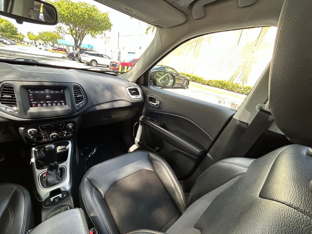 2020 Jeep Compass North Edition Latitude photo 11