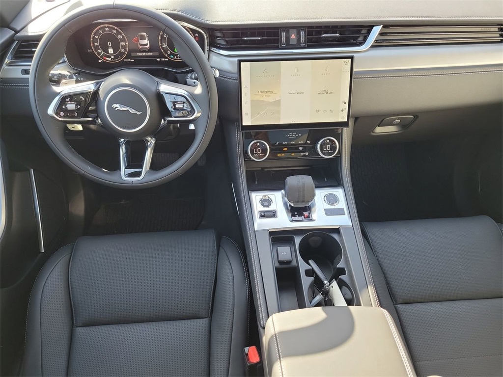2026 Jaguar F-PACE P250 R-Dynamic S photo 16