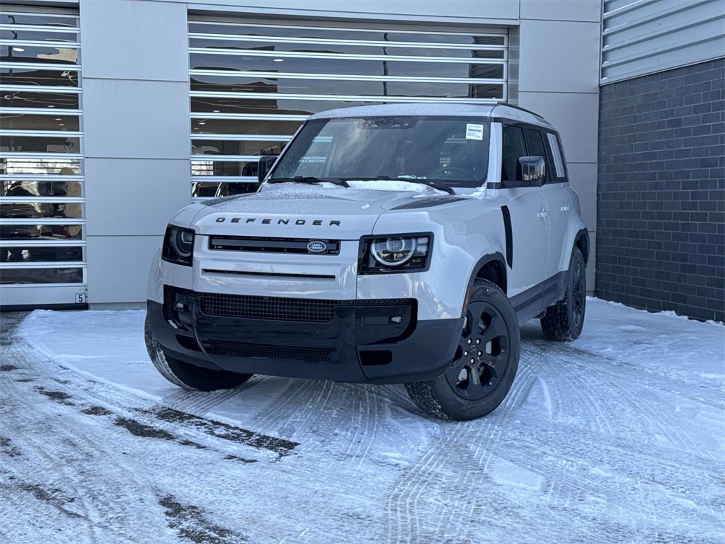 2026 Land Rover Defender S's photo