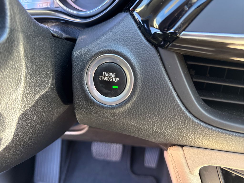 2019 Buick Envision Preferred photo 31