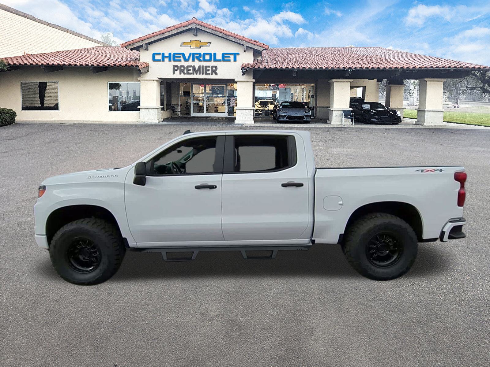 2025 Chevrolet Silverado 1500 Custom photo 5