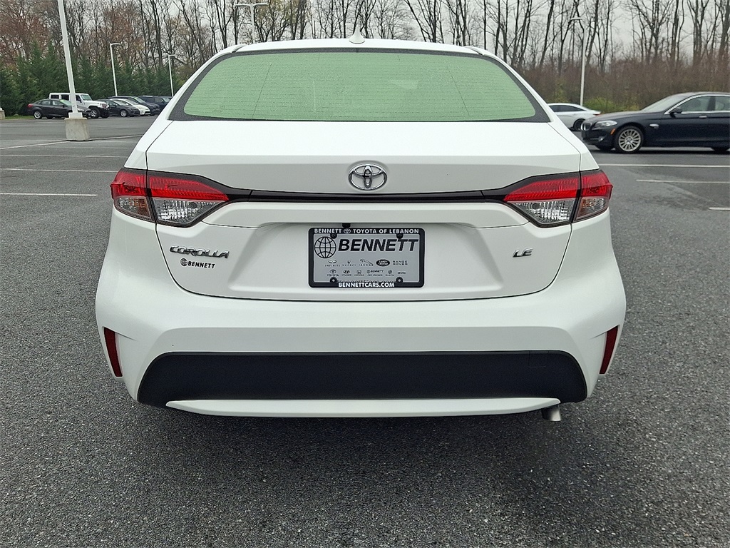 2021 Toyota Corolla LE photo 3