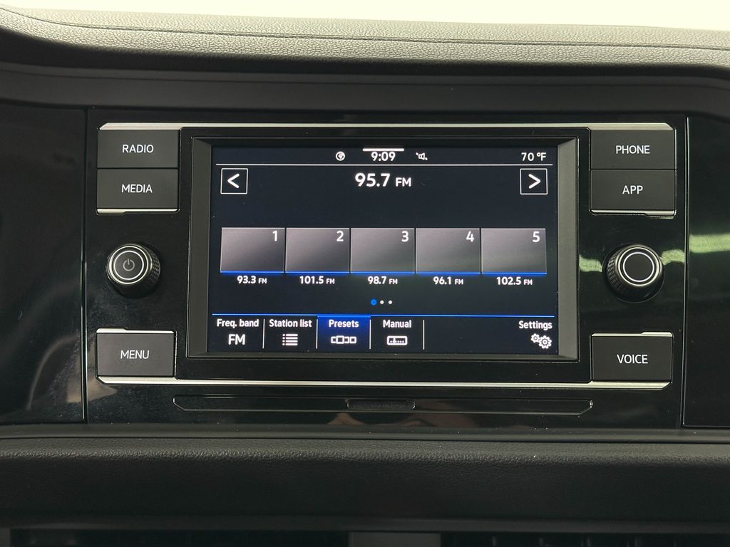 2024 Volkswagen Jetta 1.5T SE photo 6