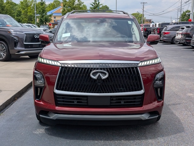 2025 Infiniti QX80 Luxe photo 9
