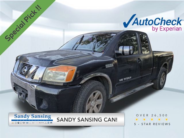 2009 Nissan Titan SE's photo