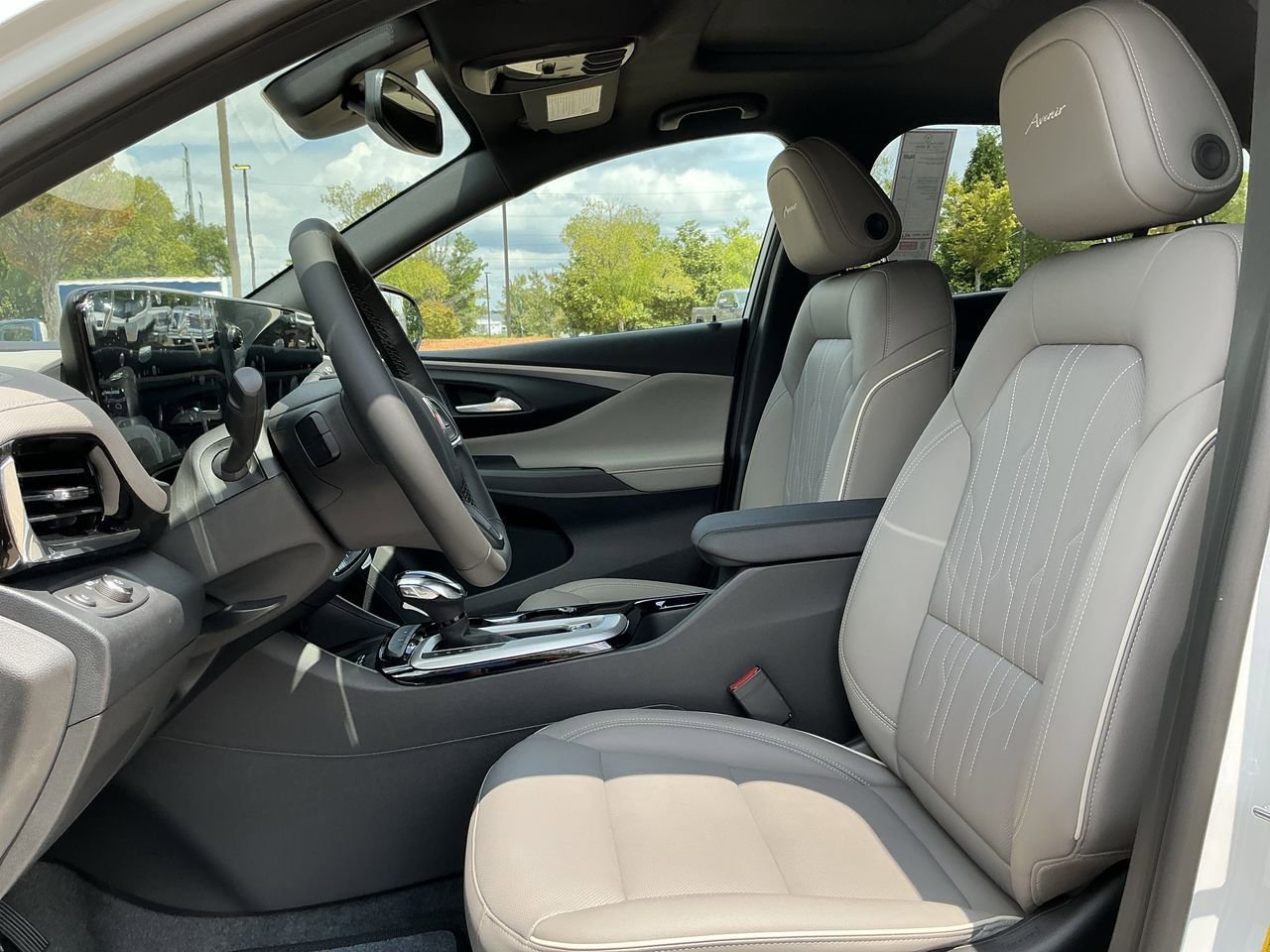 2025 Buick Envista Avenir photo 15