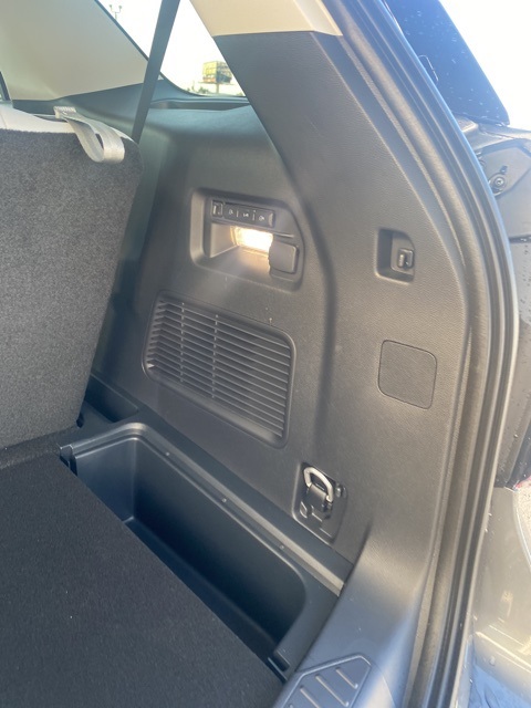 2025 Ford Explorer Platinum photo 11