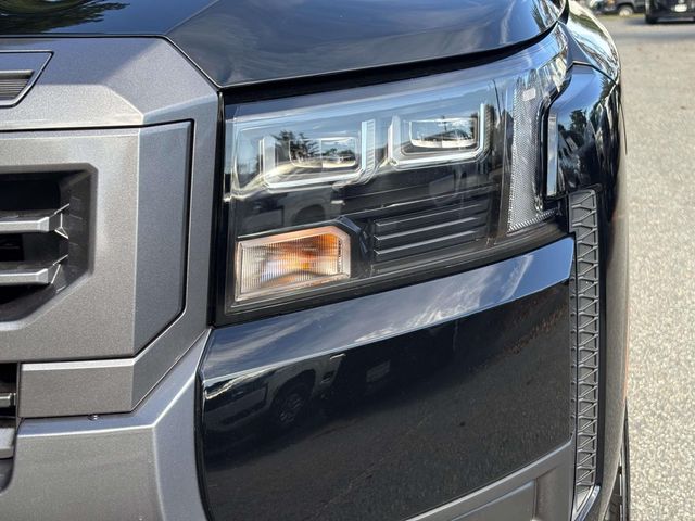2026 Nissan Frontier SV photo 9