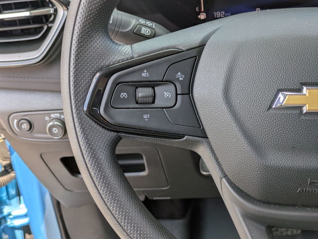 2025 Chevrolet Trailblazer LT photo 16