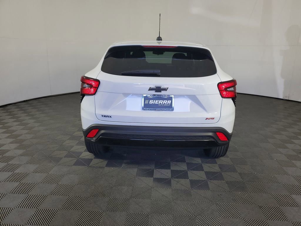 2026 Chevrolet Trax photo 4