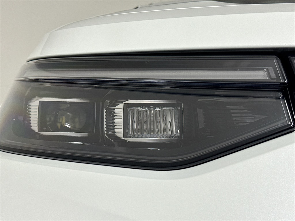 2025 Volkswagen Tiguan SE R-Line Black photo 20