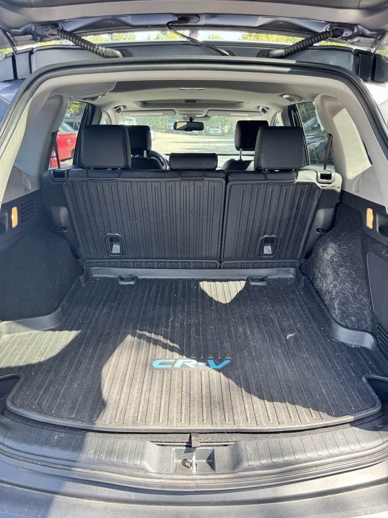 2022 Honda CR-V Hybrid Touring photo 4
