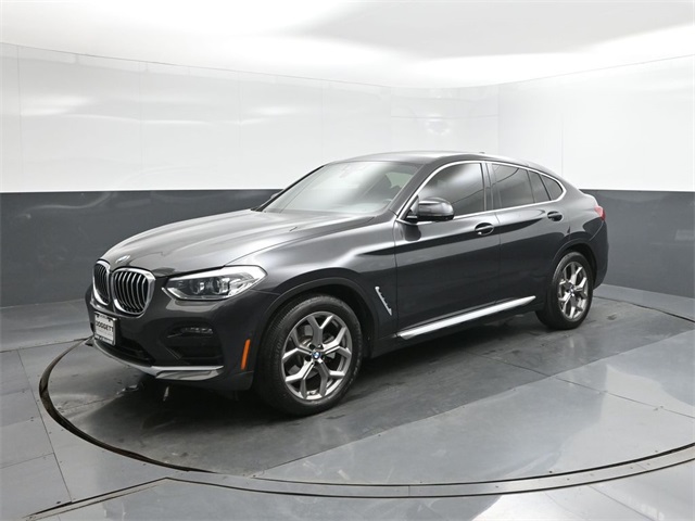 2021 BMW X4 30i's photo